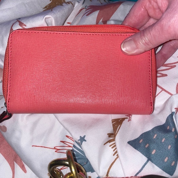 Coach Pink and Brown Shoulder Bag with Signature Pattern
2-fer & 2 keychains - Picture 6 of 8